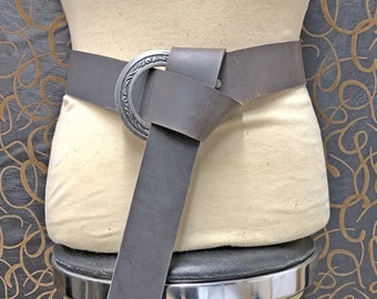 Long belt with a 3 1/2'' engraved ring and 2'' wide high quality 9oz leather belt. Viking, LARP.