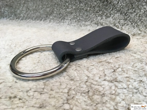 Universal ring holder for: axes maces swords daggers or anything that fits!