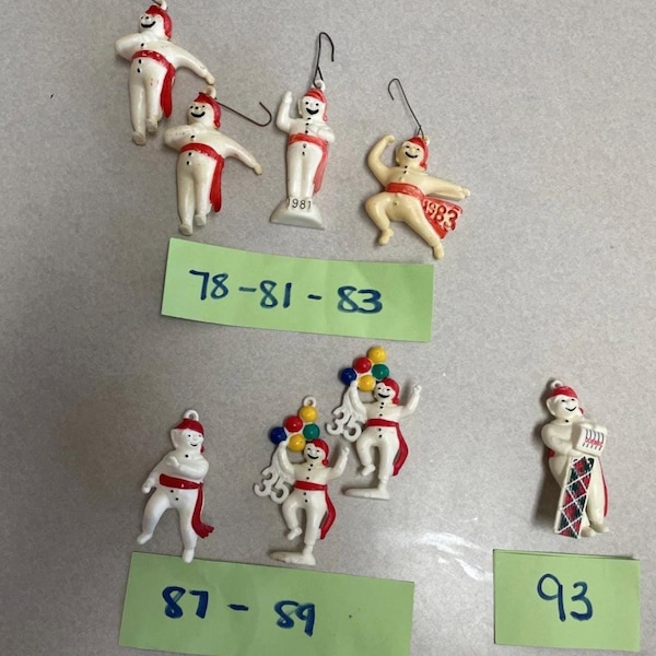Juego de 8 efigies vintage del Carnaval de Invierno de Quebec (1978-1993) Bonhomme Carnaval