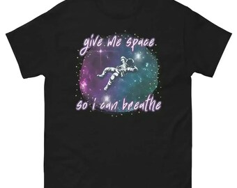 Camiseta gráfica unisex inspirada en el espacio corporativo