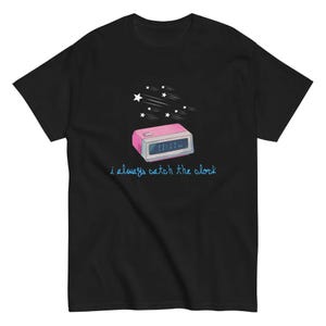 サムシング・コーポレート・コンスタンチン・インスパイア - ユニセックスTシャツ