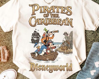 Piratas del Caribe Vintage Disney PNG, Mickey Pirata PNG, Familia Disneyworld