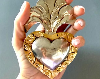 Small Roche 5” - Tin Sacred Heart, Mexican Folk Art, Ex-voto, Milagro, Wall Decor