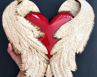 XL Abrazo 12”x 11” - Estaño Sagrado Corazón, Arte Popular Mexicano, Exvoto, Decoración de Pared, Milagro