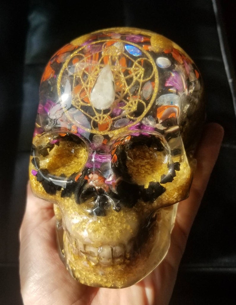 Orgone Skull with 4 Layers of Glow, 23k Gold leaf, Metatron Cube, Flower of Life, Labradorite, Moonstone and More image 2