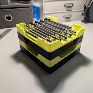 Stapelbares langes Tablett für Sechskant- oder Torx-Steckschlüssel