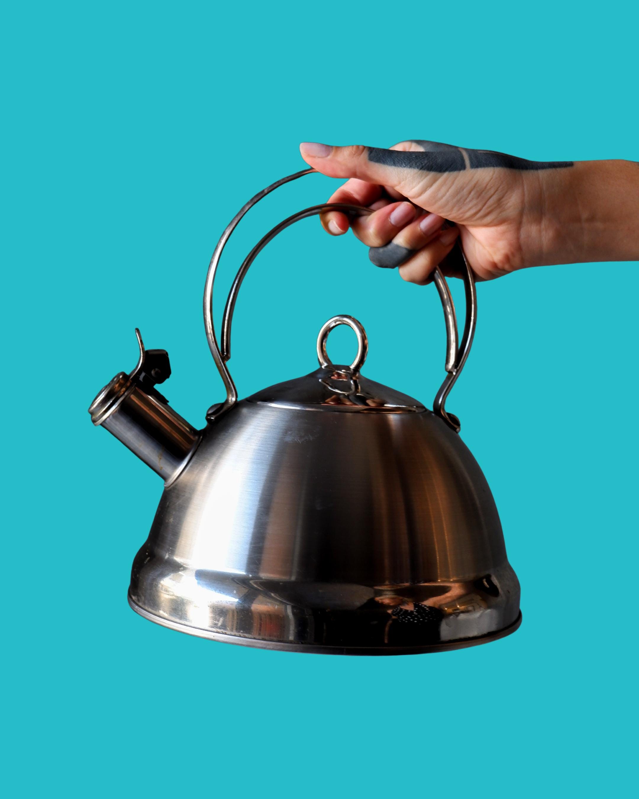 Belgique Tea Kettle Canada