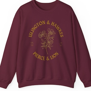 Emma M Lion Crewneck Sweatshirt Gift, Islington Hawkes Pierce Lion, Book Lover Merch, Unselected Journals of Emma M Lion, Literary Sweater zdjęcie 1