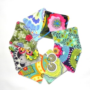 Facial Cleansing Cloth Reusable Makeup Remover Pads Cotton Rounds Set of 8 Random Mix of floral print Cosmetic Wipes Sponges Gift Camping