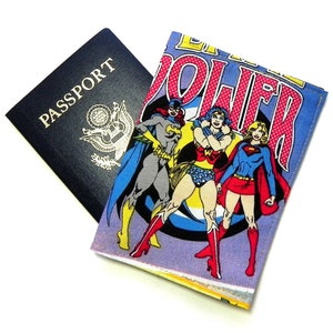 Passport Cover Wonder Woman Pass Inhaber Batgirl Super Girl Superhelden DC Comics Stoff Frauen Superheld Marvel Reise Urlaub Kreuzfahrt