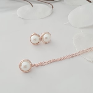 Rose Gold Pearl Necklace & Earring Set, Bridesmaid Gifts, Bridal Jewellery Set, Bridesmaid Jewellery, Pearl Necklace, Pearl Stud Earrings,