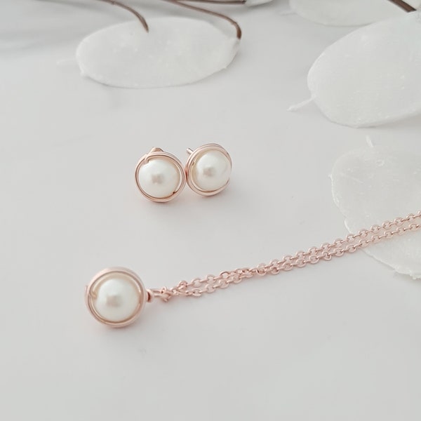 Rose Gold Pearl Necklace & Earring Set, Bridesmaid Gifts, Bridal Jewellery Set, Bridesmaid Jewellery, Pearl Necklace, Pearl Stud Earrings,