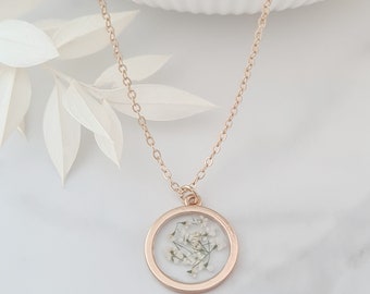 Gypsophila Necklace, Baby's Breath Pendant, Real Flower Necklace, Dried Flower in Resin, White Flower Necklace, Bridesmaid Necklace, For Her