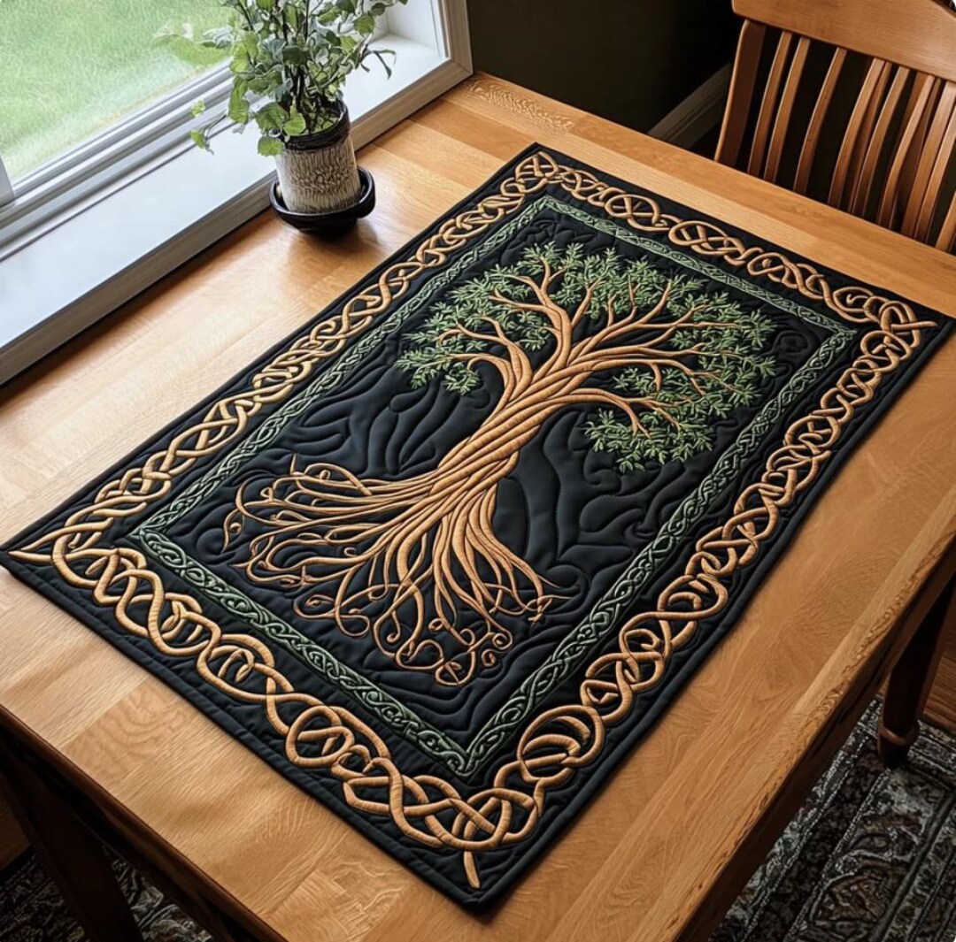 Vintage Tree Of Life Quilted Table Runner GFTOHD2923 main image 1