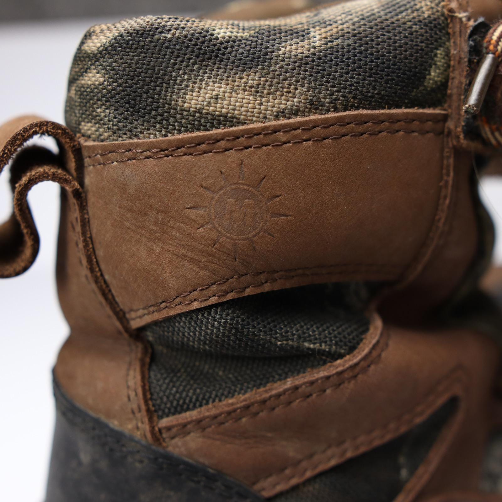 Magellan Zip Stalker Waterproof Thinsulate Insulated Hunting  display picture 3