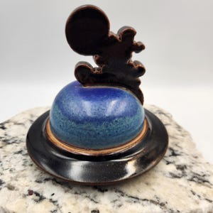 Vintage 1977 Studio Pottery Butter Dish Mouse Finial Cobalt Blue Ceramic Signed WS