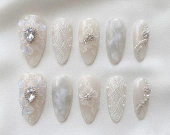 Bridal Pearl Press On Nails / White Lace Flower Nails / Elegant Wedding Nails / Rhinestone 3D Nail Art / Handmade Fake Nails