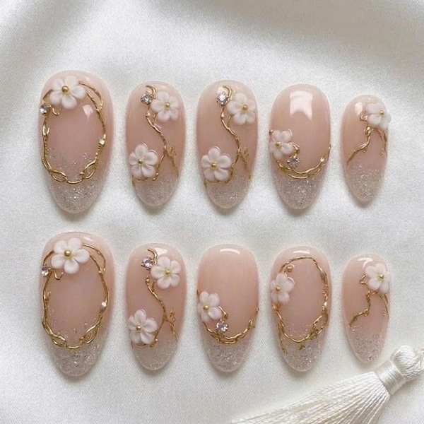 Nude Floral Press On Nails / 3D Flower Nails / Gold Foil Nails / Elegant Bridal Nails / Almond Shape / Luxury Wedding Nails