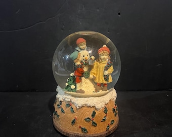 Vintage Christmas Snow Globe Music Box Children Building Snowman Holiday Decor