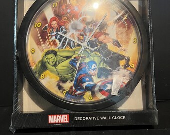 Vintage Marvel Avengers Decorative Wall Clock New in Box Captain America Hulk Thor Iron Man