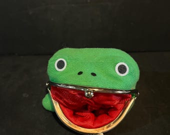Vintage Plush Frog Coin Purse | Kawaii Metal Clasp Wallet, Retro Pouch