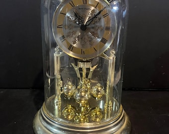 Vintage Daniel Dakota German Anniversary Clock Glass Dome Gold Tone Quartz Mantel Clock