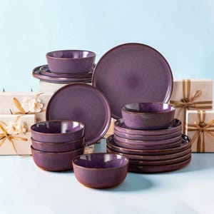 18 Piece Dinnerware Set for 6, Ceramic Plates and Bowls Set, Complete Tableware Set, Kitchen Dining Set, Family Dinnerware, Home & Gift
