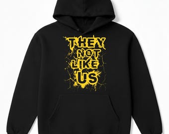 1 New Love Black Varsity Maize Yellow T Shirt Match US