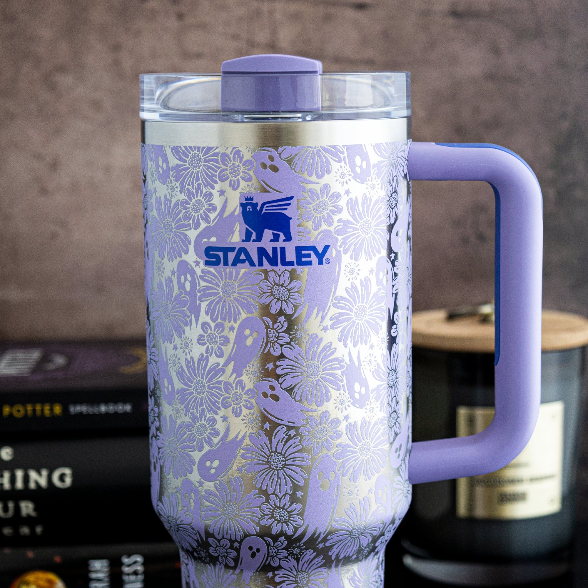 Ghosty-40 Oz Stanley Quencher H2.0 Travel Tumbler With Handle Full