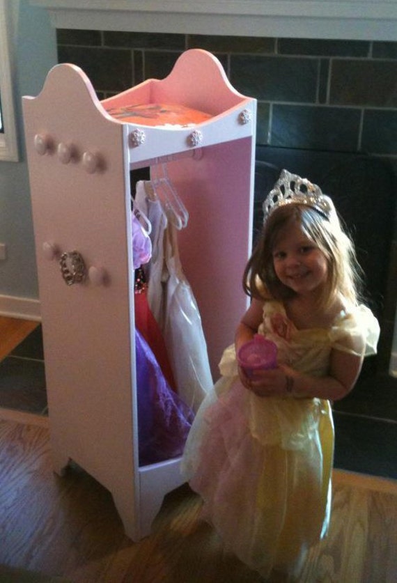 Items similar to Princess Dress Up Tower on Etsy