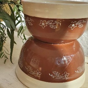 Vintage Nesting Bowl Set. Oxford Stoneware. Brownie, Brown and Cream. image 8