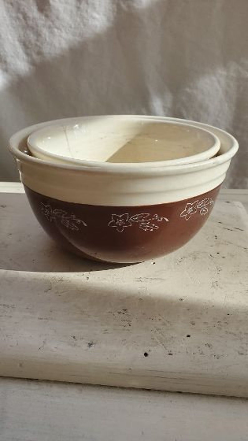 Vintage Nesting Bowl Set. Oxford Stoneware. Brownie, Brown and Cream. image 1