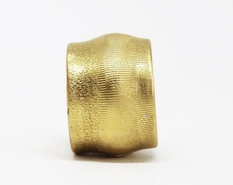 Anello grande e grosso, anello largo in ottone, gioielli d'arte fatti a mano, anello moderno contemporaneo, anello organico strutturato unico, anello massiccio