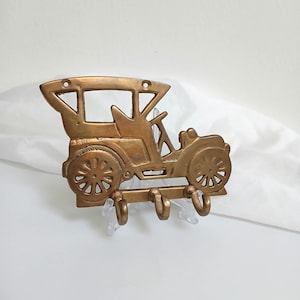 Vintage Solid Brass Old Classic Car Key Holder Wall Mounted Three Hook Gold Home Decor Small Oldtimer Model T Ford Item Display Gift Him