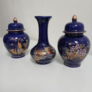ヴィンテージ コバルトブルー 日本の花瓶セット エナメル 花柄と孔雀のジンジャージャー