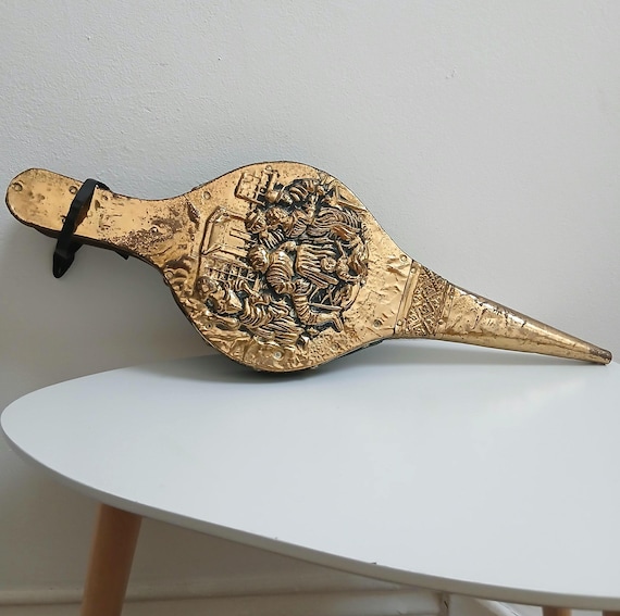 Vintage Brass Bellows Wood Leather Embossed Brass Fireside  display picture 1