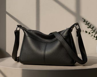 Genuine Leather Shoulder Bag: Ladies Everyday Handbag