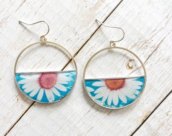 Aros vintage con margaritas
