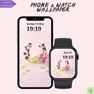Könnte beinhalten: Ein Telefon und eine Smartwatch zeigen ein passendes Hintergrundbild. Das Hintergrundbild zeigt ein Hufeisen-Design mit schwarz-weißen Flecken, einer rosa Schleife und grünen Akzenten. Das Telefon zeigt "Sunday 14 May 19:19". Die Uhr zeigt "Sun 14 19:19". Der Text "PHONE & WATCH WALLPAPER" ist ebenfalls enthalten.