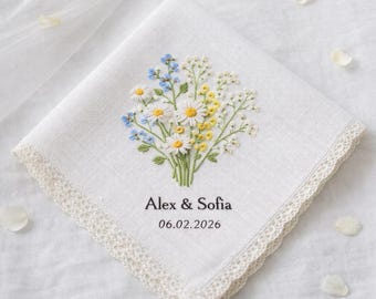 Personlig bröllopsnäsduk: Handbroderad blomma för bröllopslinnenäsduk