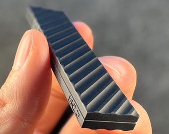 Smoking Pipe – Slim Modern Hand Piece. Sleek, Discreet & Portable | ENZO by baslabs.