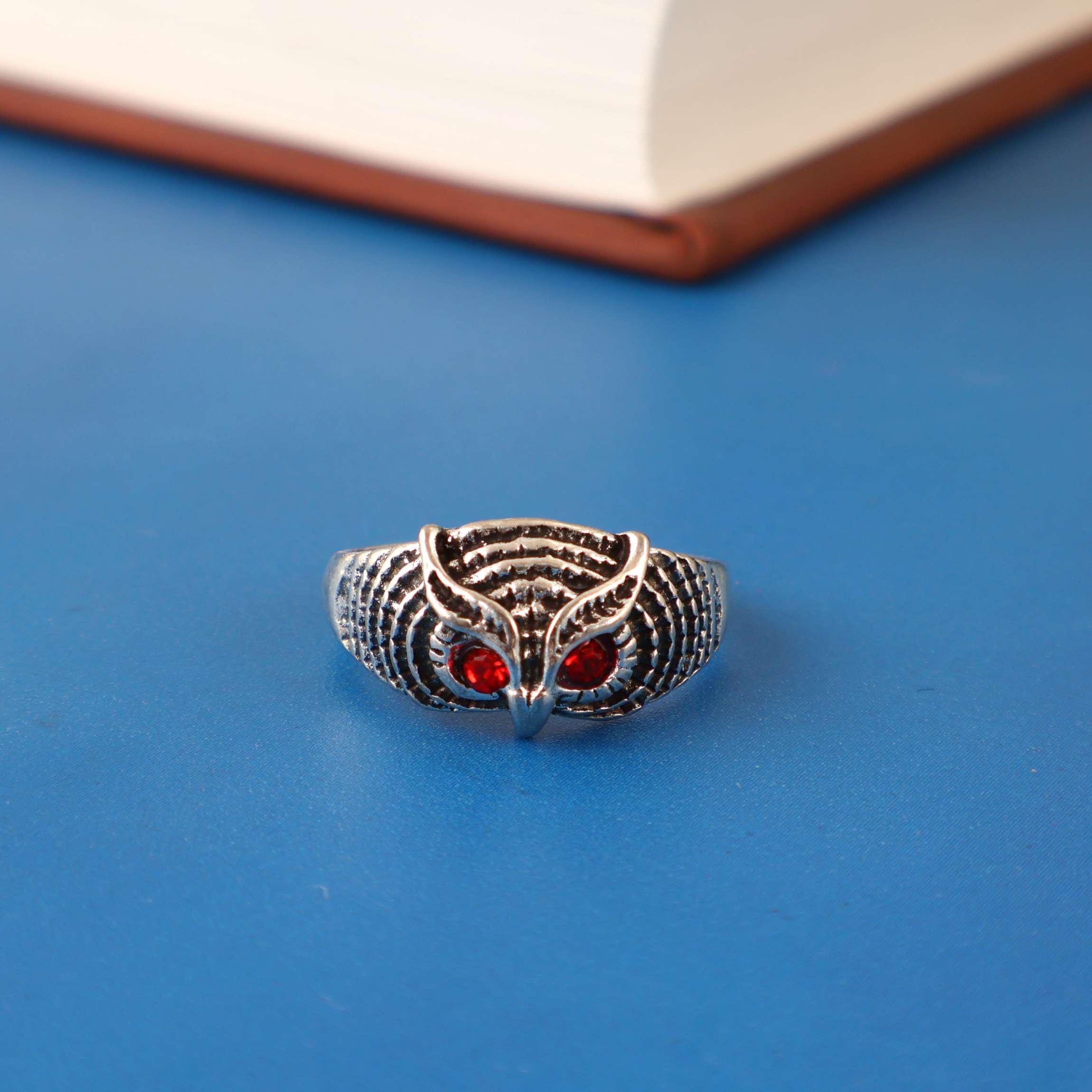 Owl Brass Ring with Red Stone Eyes, Vintage Animal Statement Ring, Gothic Boho Jewelry, Antique Styl