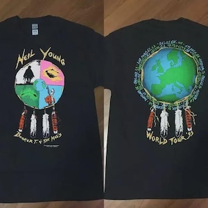 Vintage Neil Young T-shirt 1993 Neil Young Booker T & The MG's World Tour T-shirt New Gildan