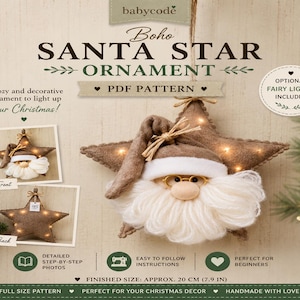 Pode incluir: Um padrão PDF de enfeite de Natal em forma de estrela da babycode. O enfeite apresenta uma estrela de feltro castanha com rosto de Pai Natal, barba de fio branco e óculos dourados. Inclui luzes opcionais e um tamanho final de 20 cm.