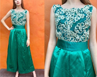 Vintage 1950s Green Satin Ribbon Evening Gown dress. Cocktail dress party dress Prom dress Formal Dress Gown Floor length gown Small 4 6