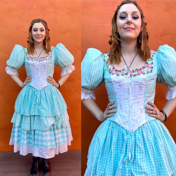 Vintage Hollywood Movie Costume Octoberfest dress corset Bavarian 1950s Dirndl. Milk Maid Theater Oklahoma Crinoline Small Med Size 4 6 8 10