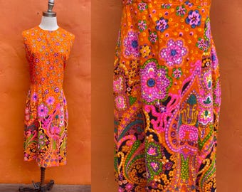 Vestido midi floral vintage de los años 60 y 70. Maximalista, hippie, bohemio, colorido, mod, talla grande 12 14