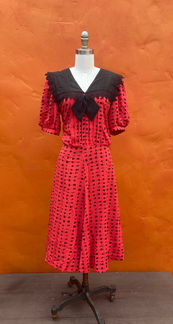 Vintage 1980s pussy bow midi dress. Secretary cas… - image 4