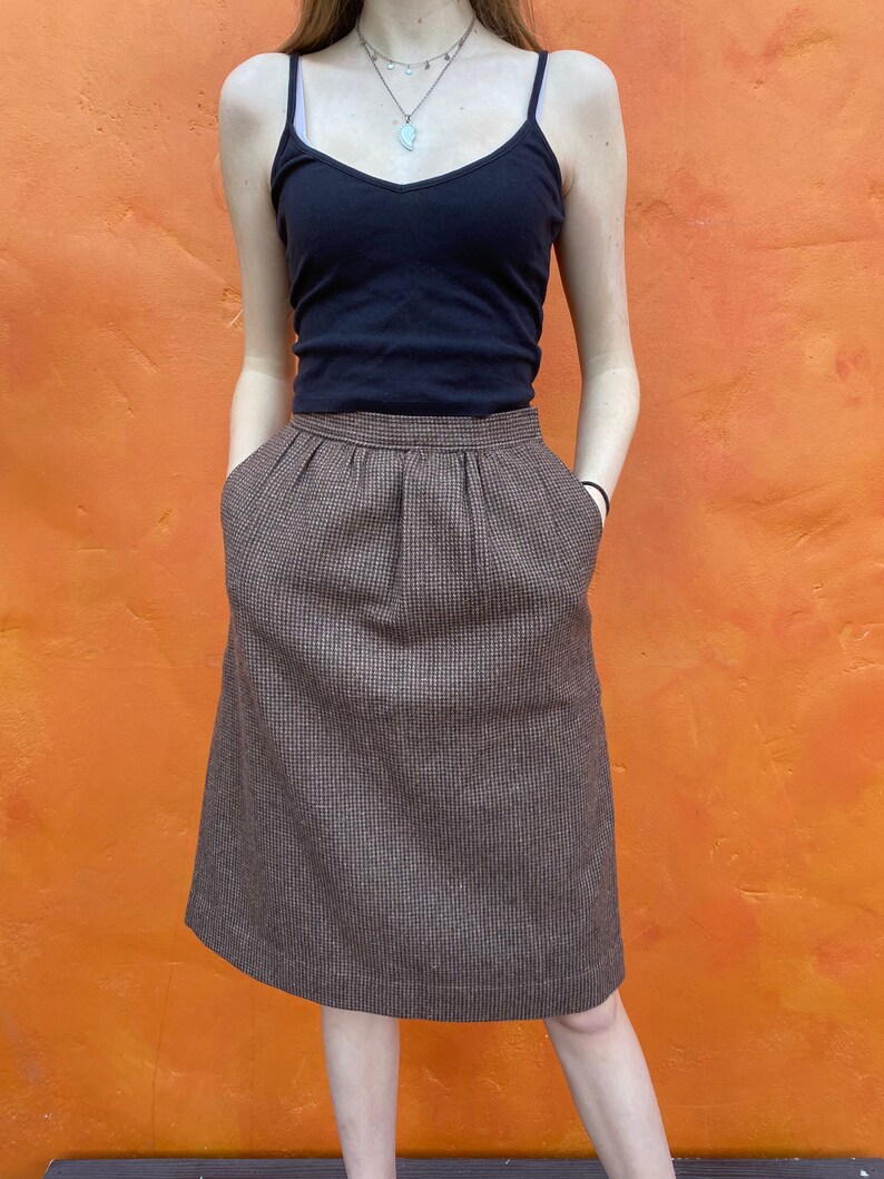 Dark Academia Tailored 1930s 1940s Land Girls Peaky Blinders xs Size 0 2 Vintage 1970s 1980s Brown Wool Houndstooth Pleated A-line Skirt