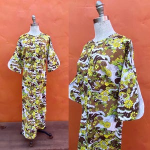 Vintage 1960s 1970s Floral Maxi Dress. Asian Maximalist hippie Boho Small Medium Size 6 8